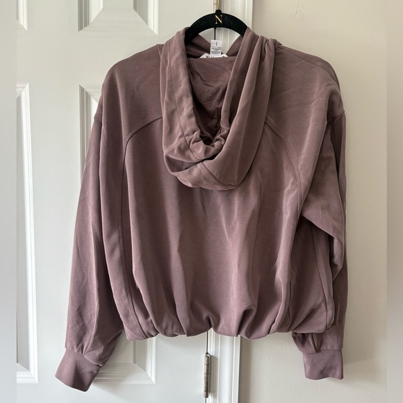 Athleta Seasoft Bubble Hem Hoodie Mauve - Picture 4 of 10
